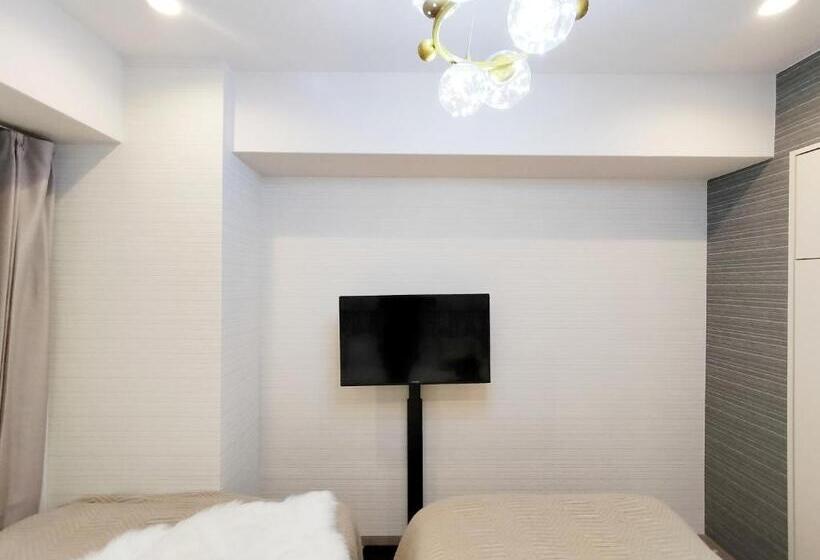 דירה בת חדר שינה 1 עם מרפסת, S15新宿最中心 東新宿站5分 Shinjuku Center 5 Mins To Station, Max 3p 新宿 涉谷 表参道 池袋 上野 代代木 银座 原宿