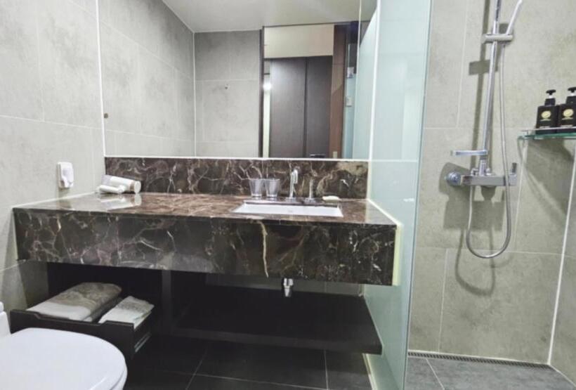 اتاق پرمیوم, Air City Hotel Corp