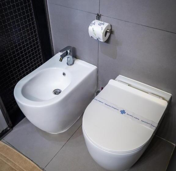 اتاق استاندارد, Momarooms