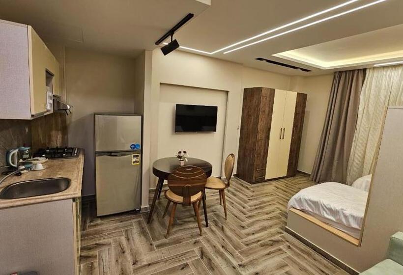 آپارتمان 1 خوابه با چشم‌انداز استخر, Luxury Accommodation