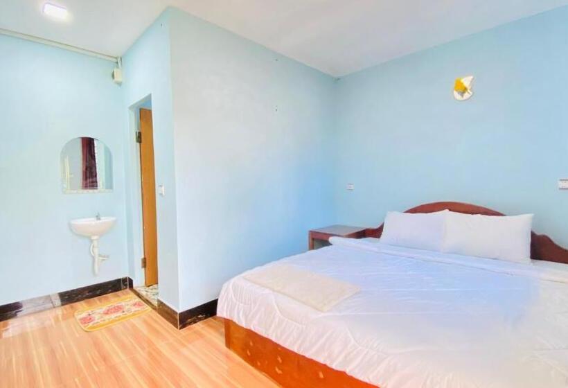 اتاق استاندارد با چشم‌انداز کوهستان, Koh Rong 71 Guesthouse