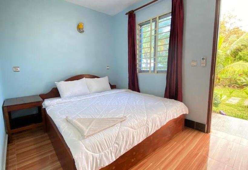 اتاق استاندارد با چشم‌انداز کوهستان, Koh Rong 71 Guesthouse