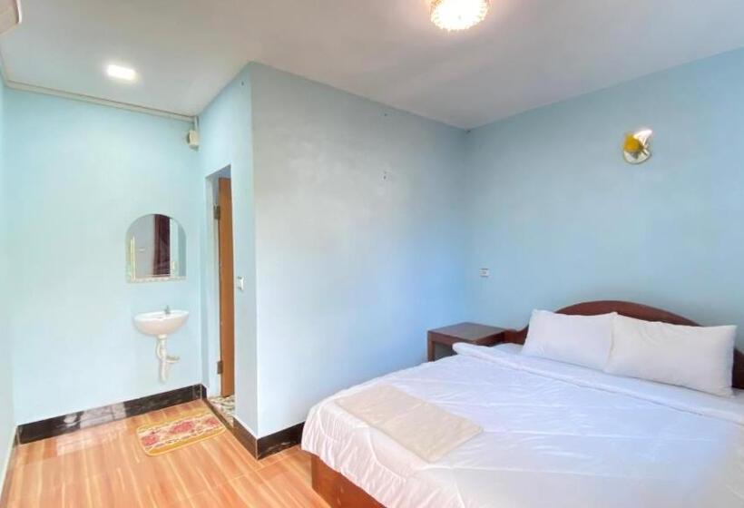 اتاق استاندارد با چشم‌انداز کوهستان, Koh Rong 71 Guesthouse