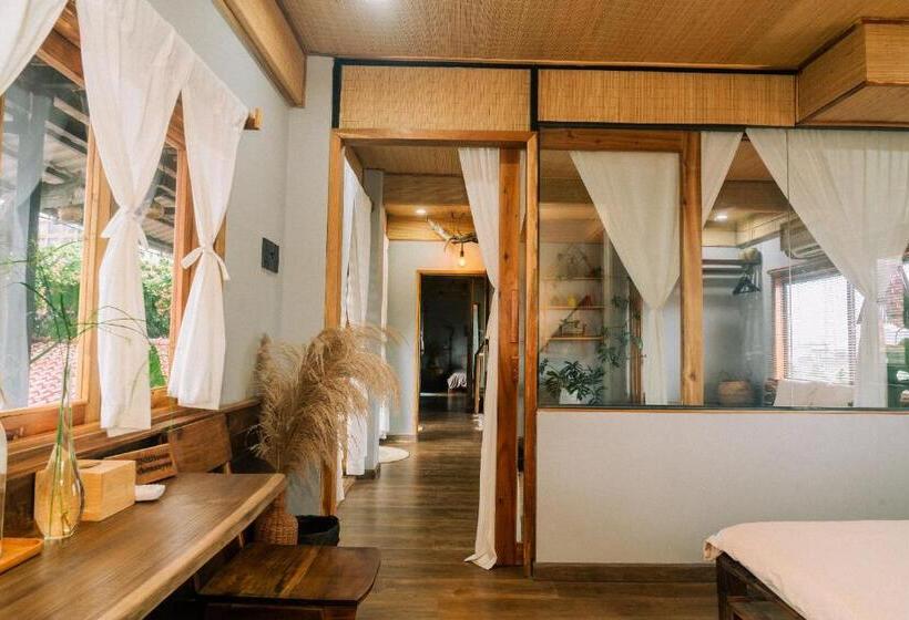 اتاق خانوادگی, Tịnh House Phú Quốc