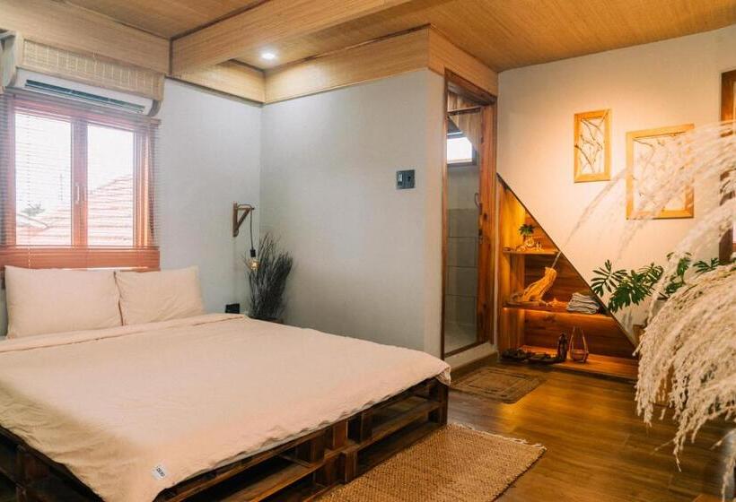 اتاق خانوادگی, Tịnh House Phú Quốc