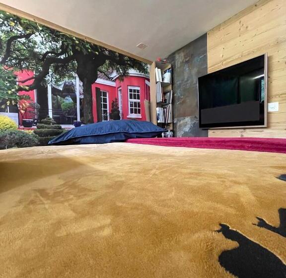 标准间, Mazot Agora Suite   Pop Up Gallery Experience Suite