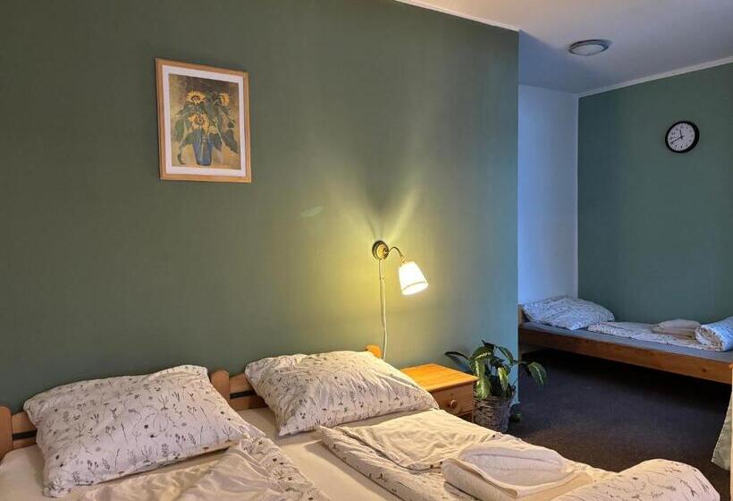 Номер Стандарт Трехместный, Penzion Verde Rosa
