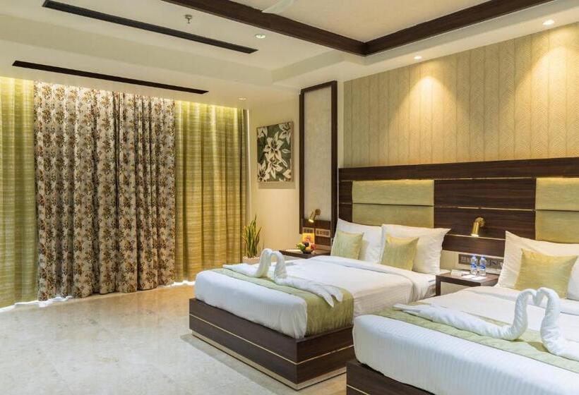 سوییت خانوادگی, Royal Rawal   Luxury Boutique