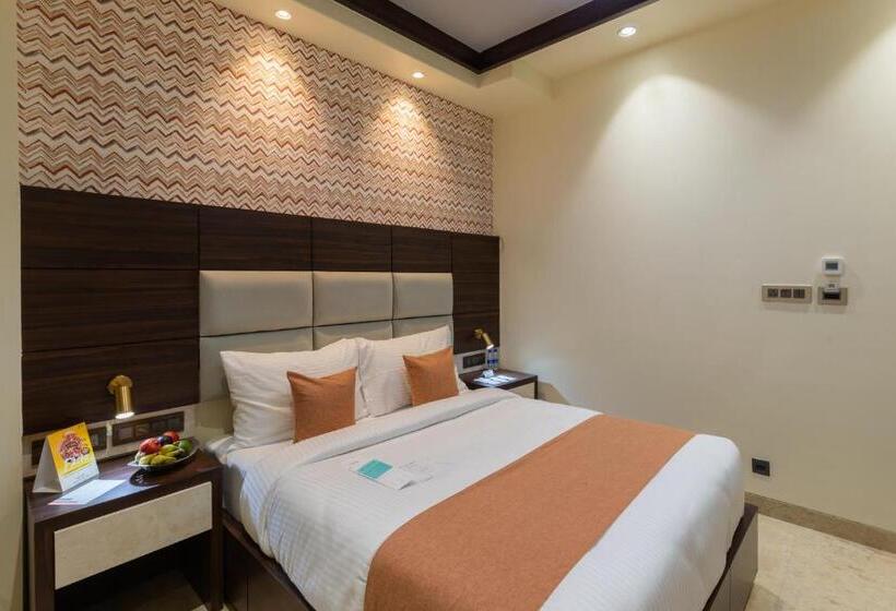 اتاق استاندارد با تخت بزرگ, Royal Rawal   Luxury Boutique