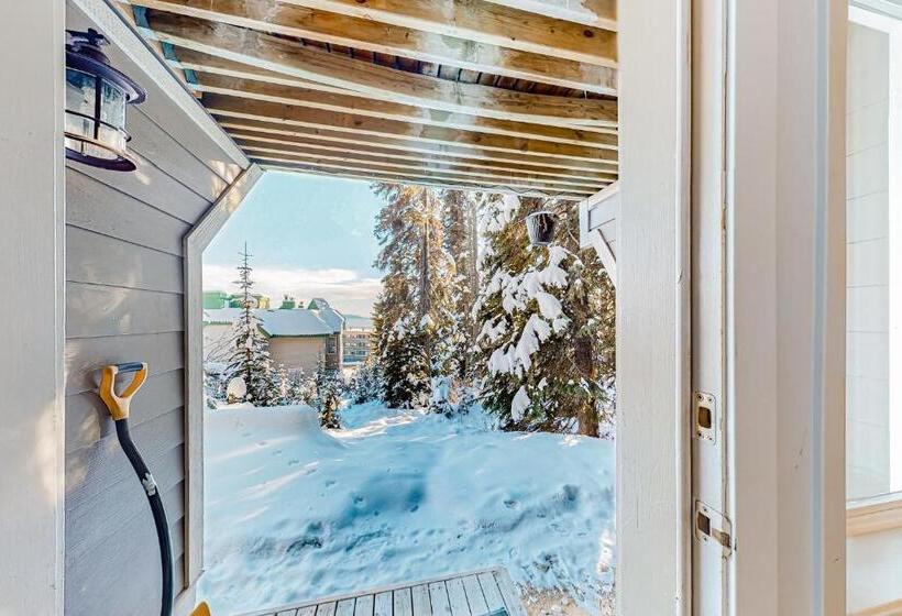Люкс, Snowcrest Village, Unit 5b