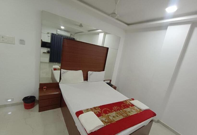 标准间, Staymaker Hotel Mayura