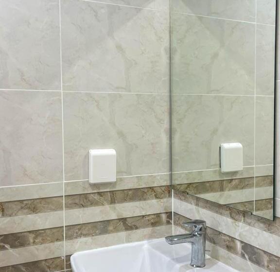 اتاق خانوادگی, Santoni Homestay