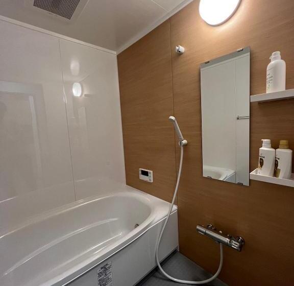 اتاق خانوادگی, 万錦apartment