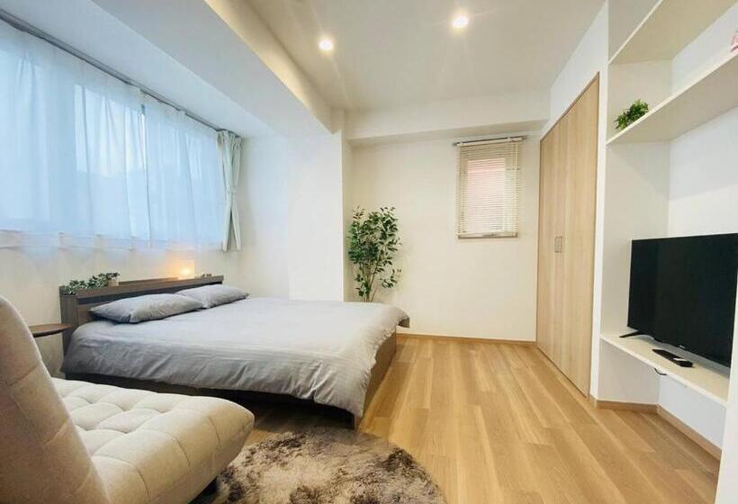 اتاق خانوادگی, 万錦apartment