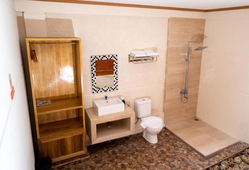 オーシャンビューデラックスルームバルコニー付き, Shava Beach Resort