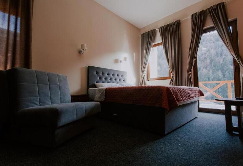 اتاق راحتی سه تخته, Keystone Residences