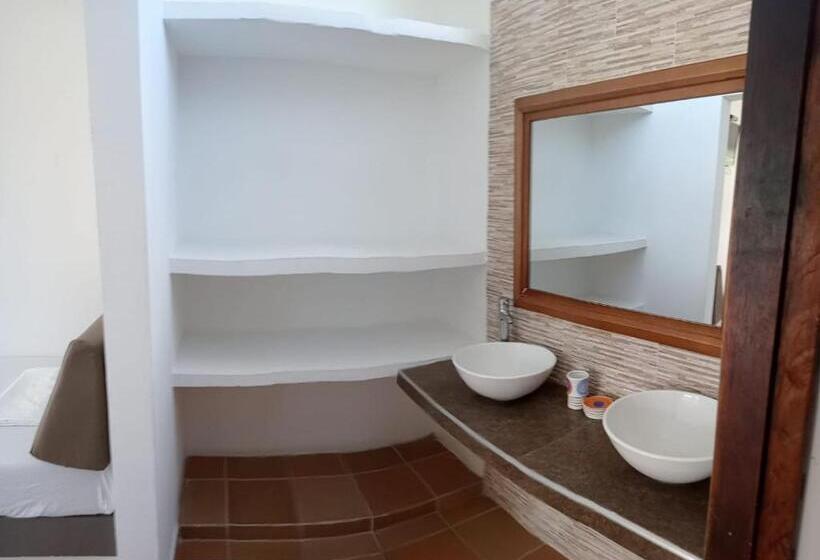 اتاق خانوادگی, Casa Donama