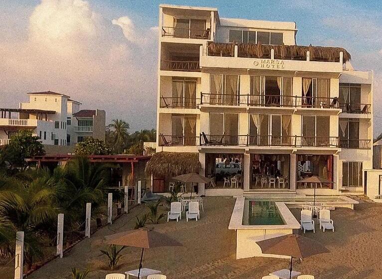 高级套房, Marsa