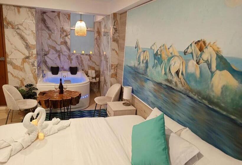 سوئیت با تخت بزرگ, Jacuzzi Hotel Cusco