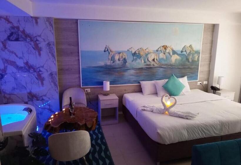 سوئیت با تخت بزرگ, Jacuzzi Hotel Cusco