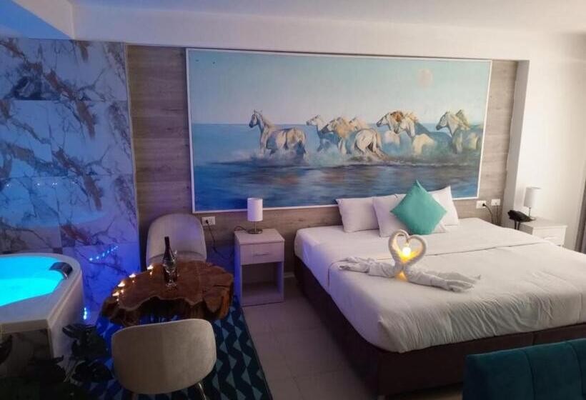 سوئیت با تخت بزرگ, Jacuzzi Hotel Cusco