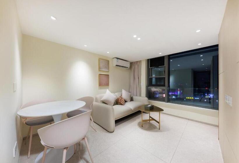 Quarto Dúplex, Mandi International Apartment   Guangzhou Financial City Sanxi Metro Station