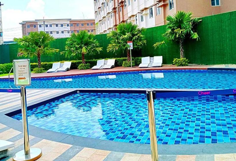 Апартаменты 1 Спальня Вид на Бассейн, Ace That Condo Staycation Cheer Residences Beside Sm Marilao