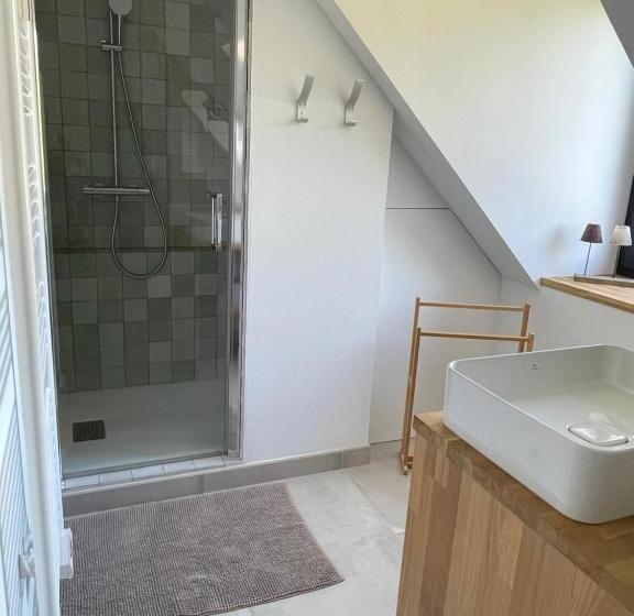 Номер Стандарт Трехместный, Chambres D Hôtes B&b Roz Rozenn