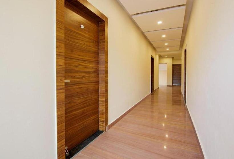 Номер Стандарт с Балконом, Grand Vista
