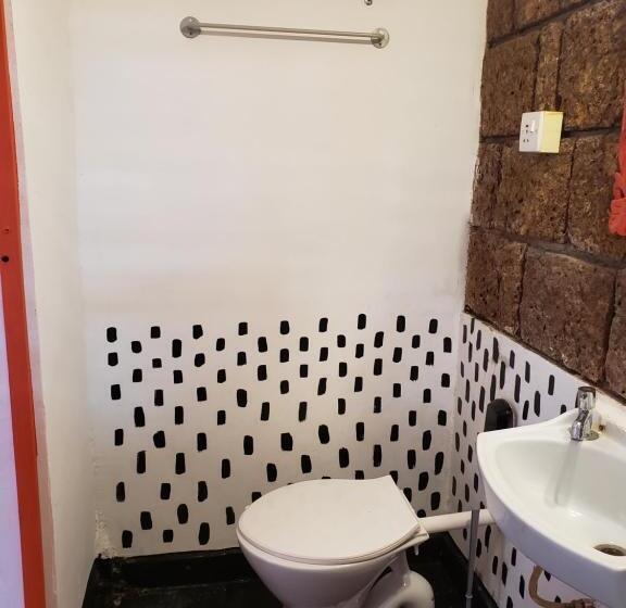 Номер Стандарт, Adi Shakti Guesthouse And Shala