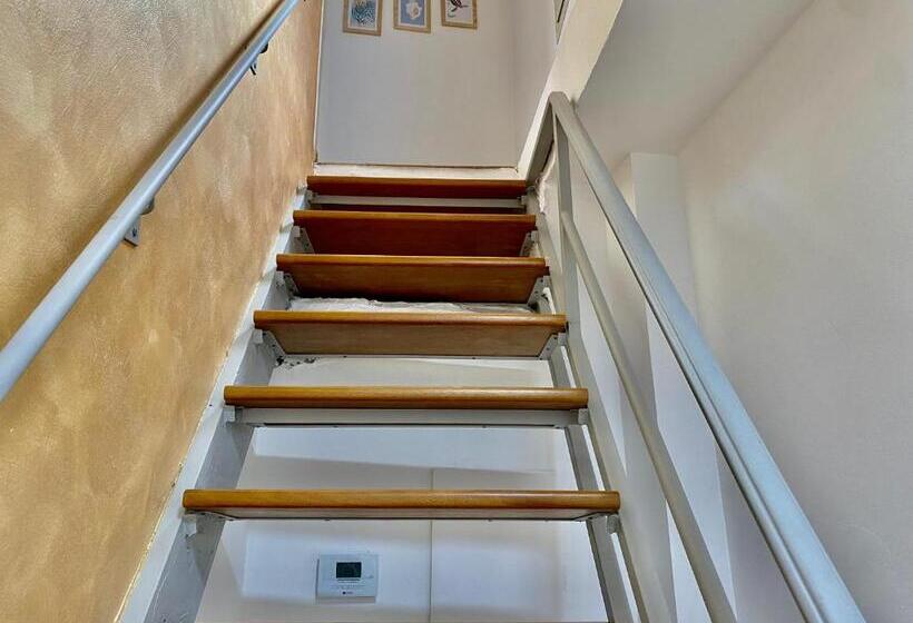 Standard Triple Room with Terrace, B&b Niu Susu