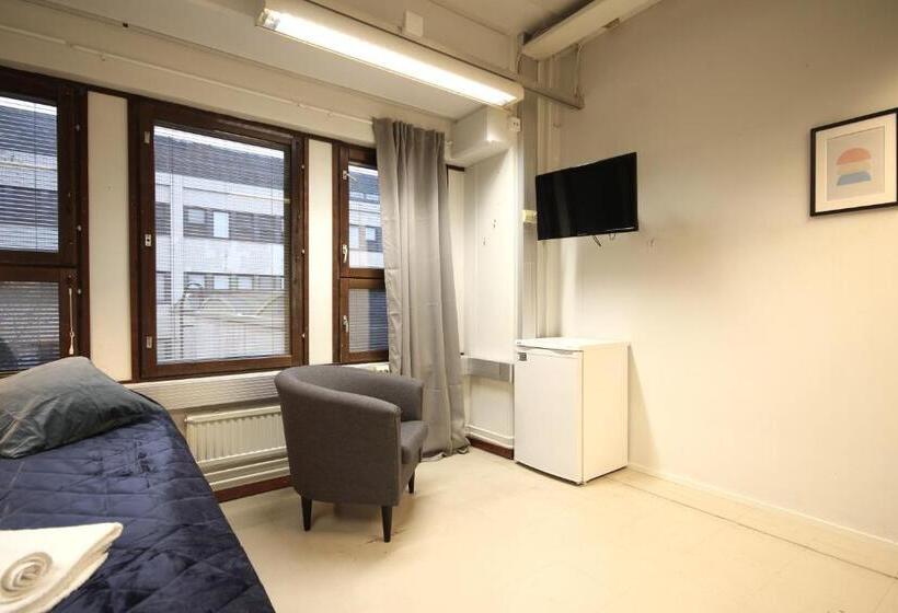 带共用浴室的标准房间, Forenom Hostel Vantaa Kehä Iii