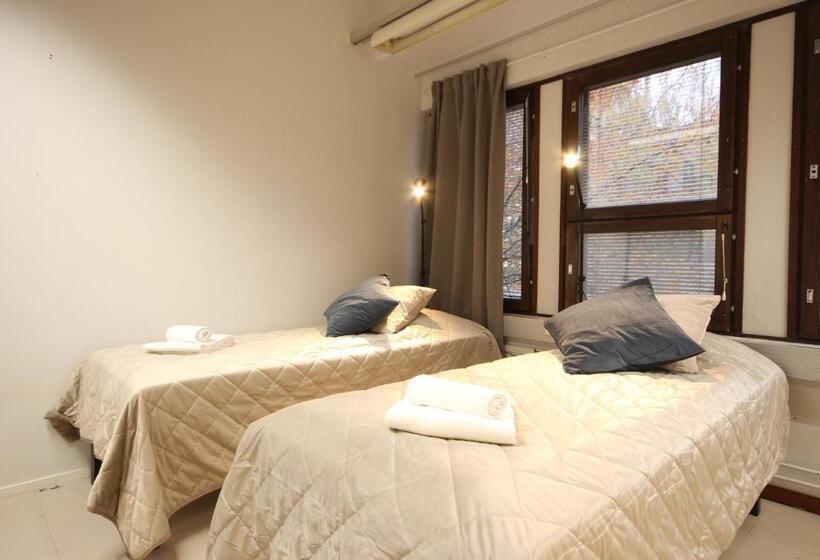 Номер Superior, Forenom Hostel Vantaa Kehä Iii