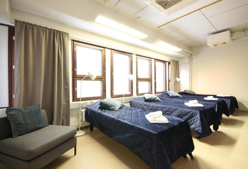 标准四人间共用浴室, Forenom Hostel Vantaa Kehä Iii