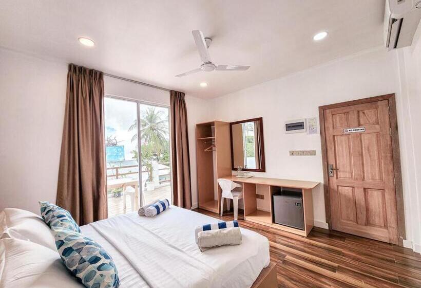 اتاق لوکس با بالکن, Raalhu Fonu Maldives