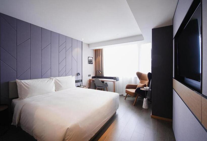 Номер Superior, Atour Hotel Gangding Metro Station Taikoo Hui Tianhe Guangzhou     Free Shuttle Bus Service Between