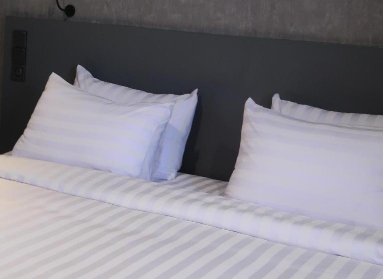Quarto Deluxe Cama King, Fhandika Boutique Inc