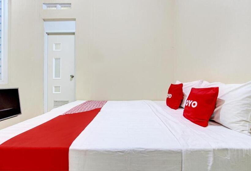 Номер Economy, Oyo 93208 Guest House Cemara 2