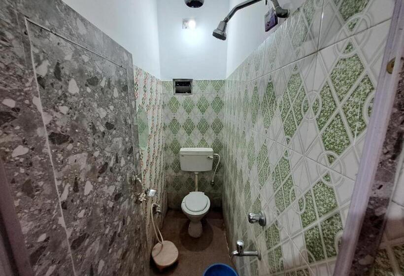 غرفة قياسية, Similipal Khairi Resort