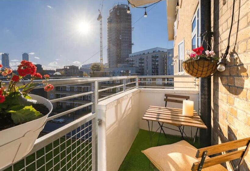 חדר דלוקס, Central London Flat Share