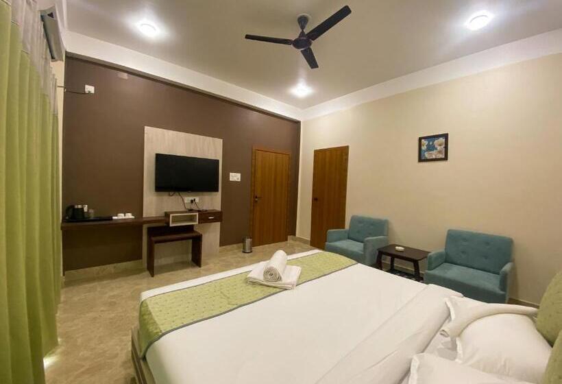 带大床的高级房间, Hongthor Resort