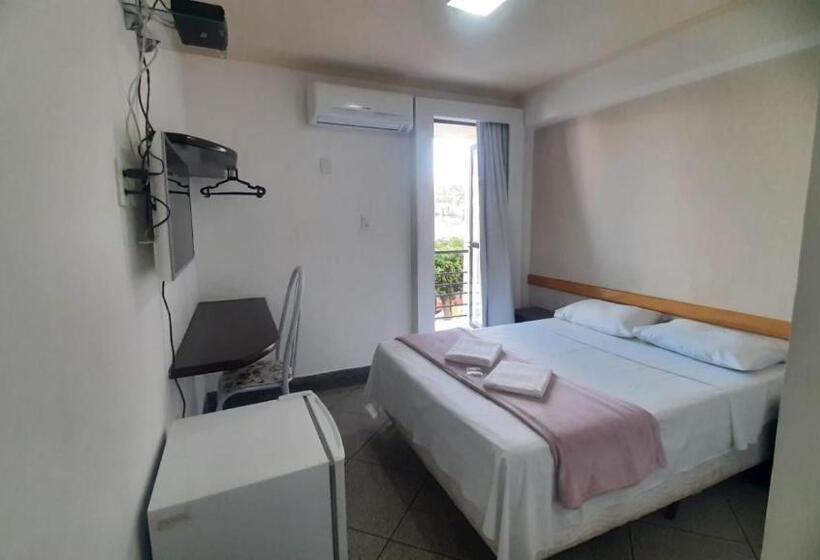Quarto Estandar, Coité Plaza