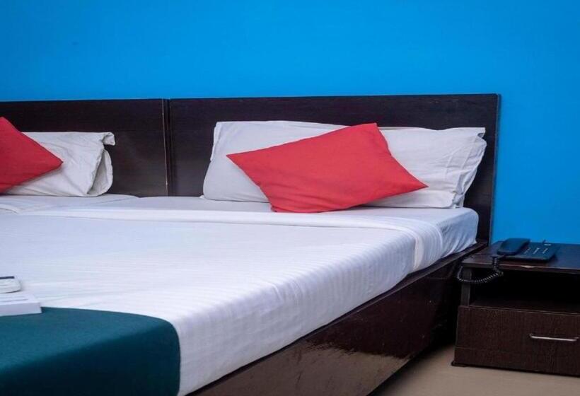 اتاق لوکس, Shree Krishna Guest House Guwahati