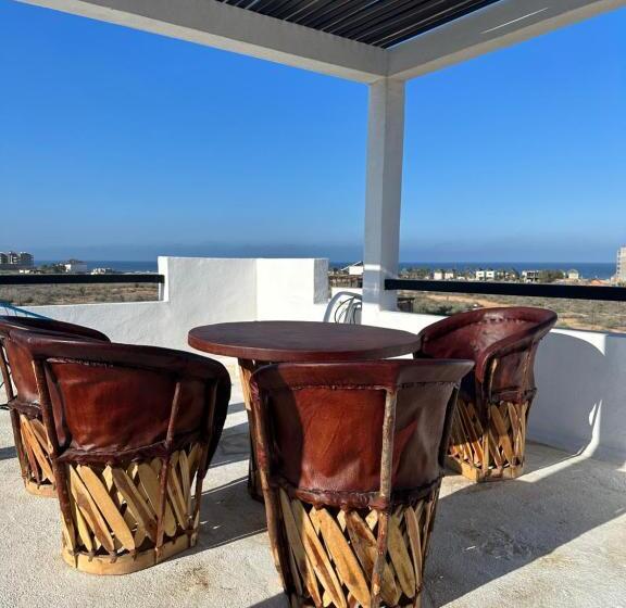 جناح مطلّ علي حمام السباحة, Villas Del Scarlet Cardones