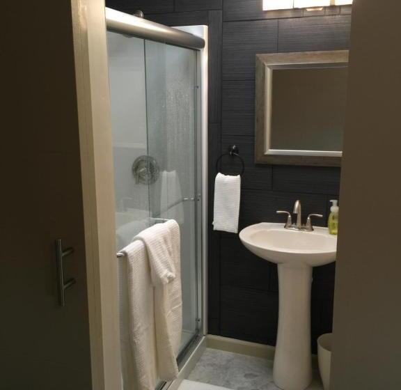스탠다드 룸, The Little Italy Of Niagara Falls Bed & Breakfast
