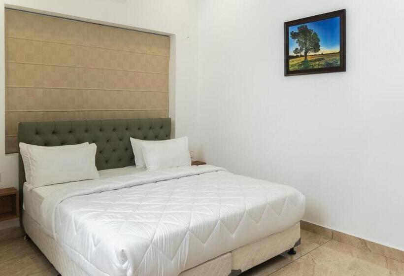 Quarto Deluxe Cama King, The Lodgers Hotel Near India Expo Centre & Mart Greater Noida