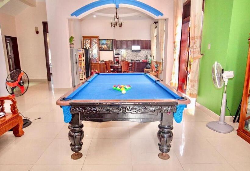 اتاق استاندارد با تخت بزرگ, Lux Hotel Villa Hồ Bơi