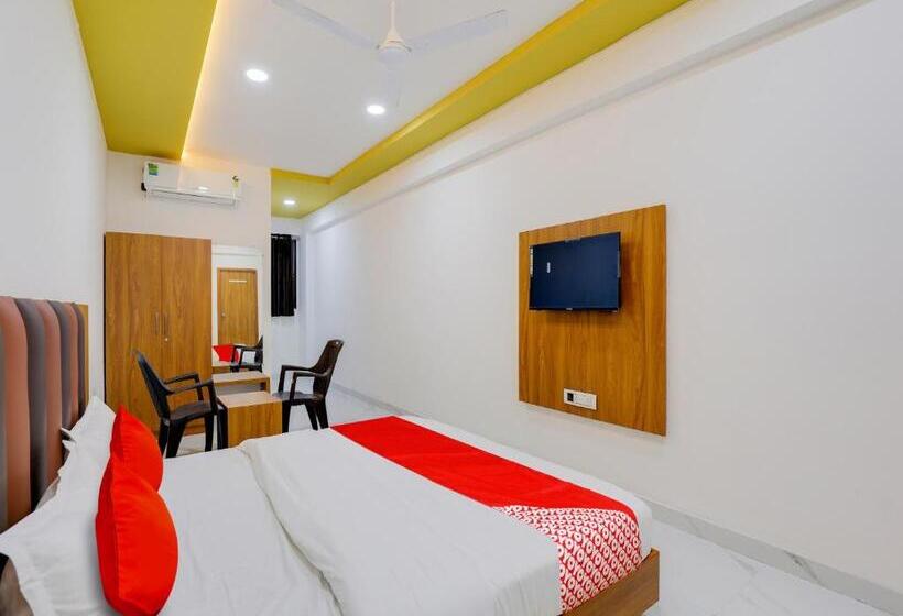 Трехместный Номер Классика, Oyo Hotel Raghav Palace
