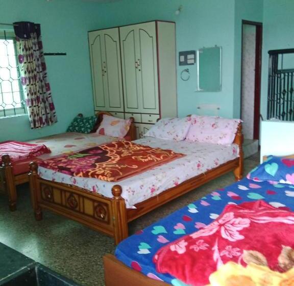 اتاق لوکس خانوادگی, Tj Linga Rooms Stay