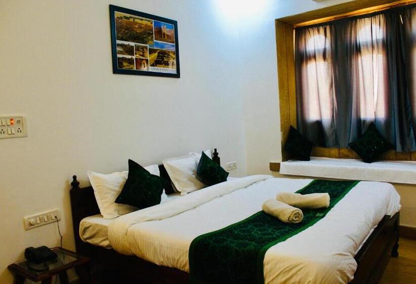 Quarto Deluxe com Sacada, Dara & Camel Safari